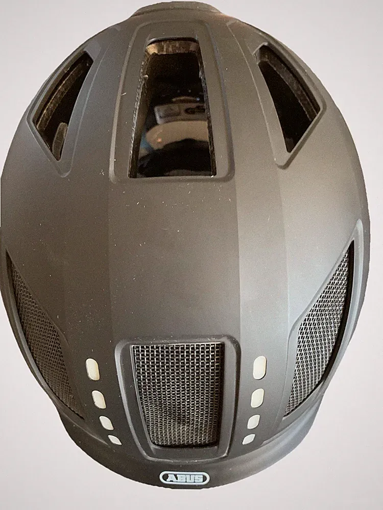 Abus Hyban 2.0 LED Fahrradhelm Größe XL schwarz BMX Street 58-63 Helm Licht