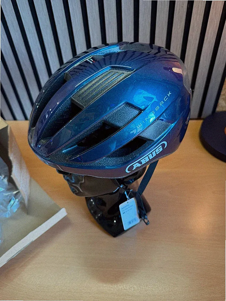 ABUS WingBack Fahrradhelm S 51-55 cm Flip Flop Purple Rennradhelm Neu
