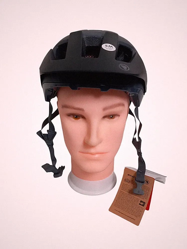 Endura Hummvee Plus Fahrradhelm für Herren - Grau Camo - Gr. S-M -- 8595/1604