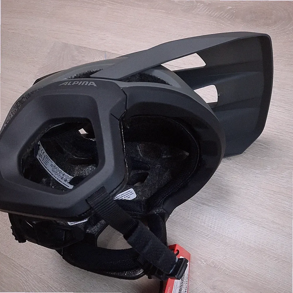 fahrradhelm grau matt
