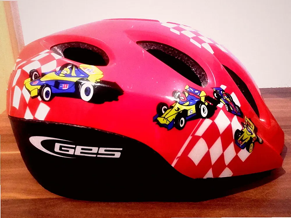 Fahrradhelm Kinderhelm Marke Ges in Rot mit Motiv Gr. 48-54cm 2-4 Jahre geeignet