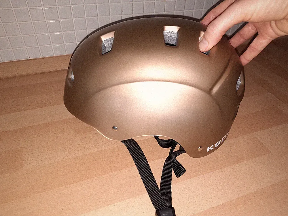 Fahrradhelm von KED in Mattgold, Gr. S für Damen oder Herren