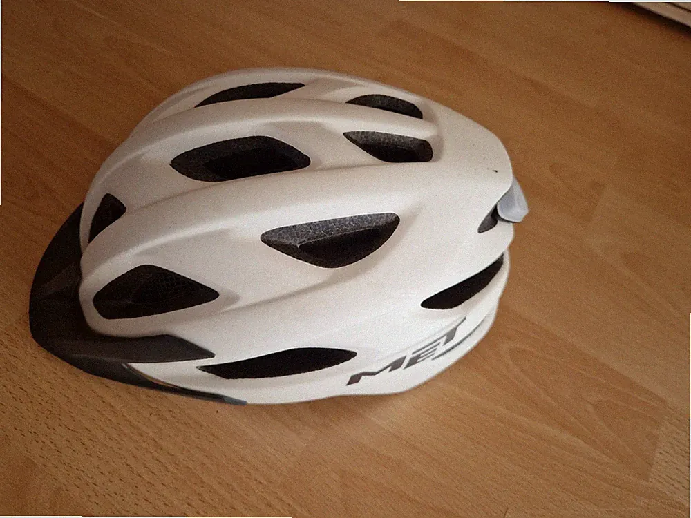 MET crossover Helm M151 Weiss 52/59cm Fahrradhelm E-Bike eBike - Damen
