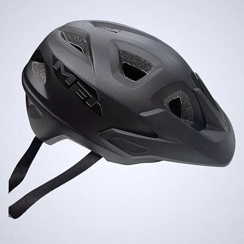 MET ECHO Größe M 52-57 Fahrradhelm Schutzhelm