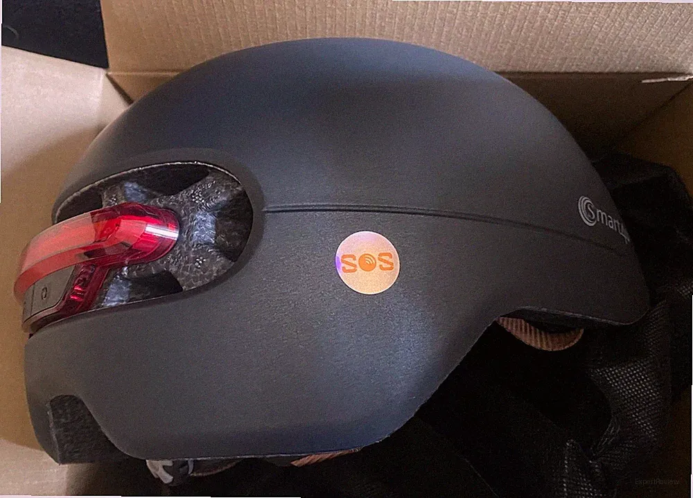 NEU UND VERPACKT Erwachsene Smart Fahrradhelm Bremslicht LED Licht schwarz Smart4U SH50