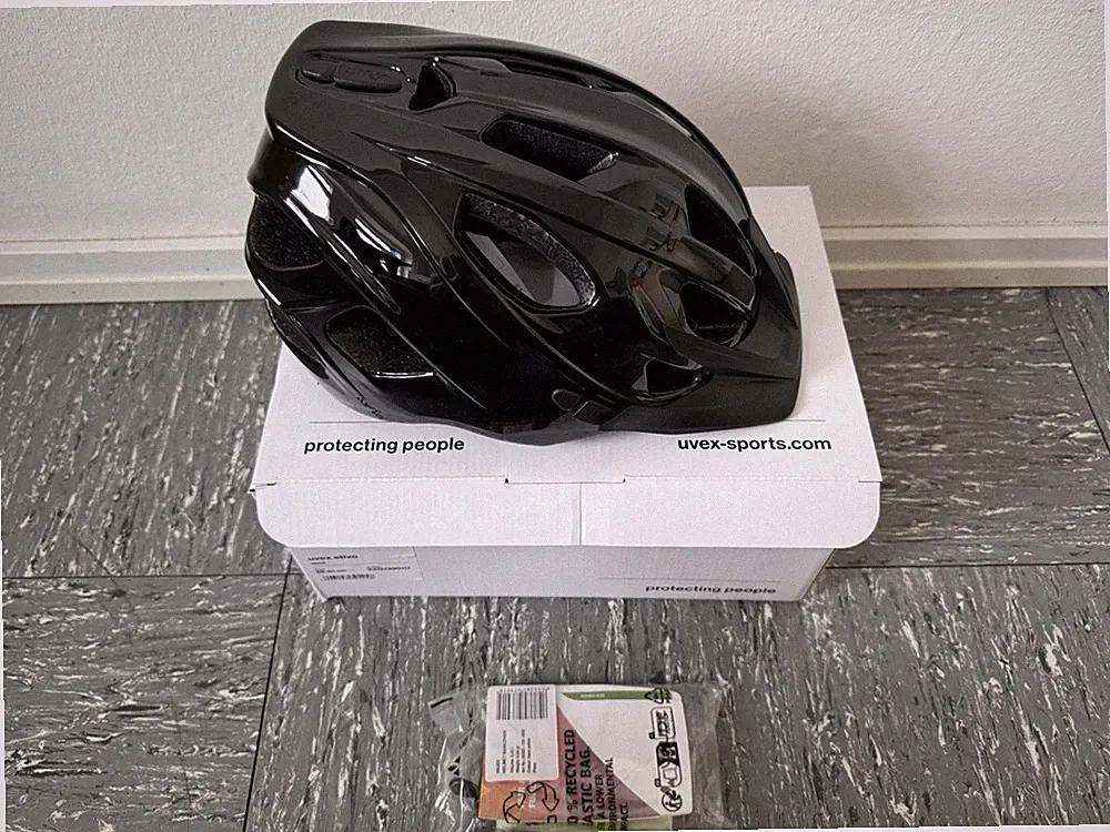 Uvex Stivo Black Fahrradhelm, Größe 56-61, Schwarz, Neu Mit Regenschutz