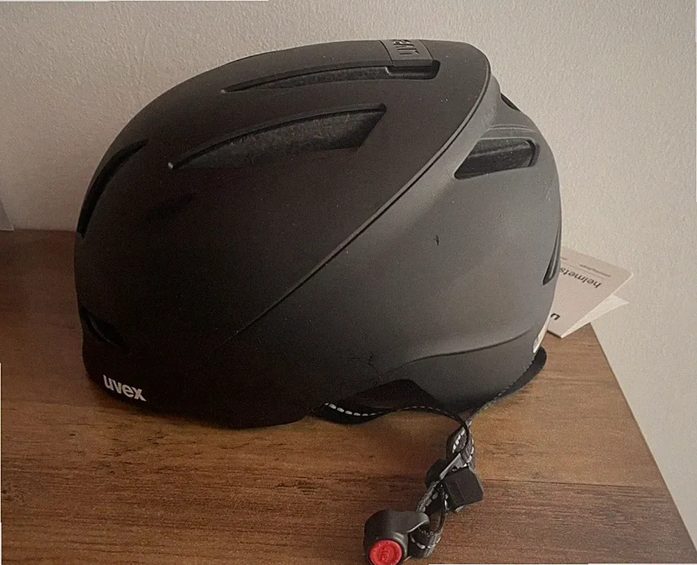 Uvex Urban Planet Fahrradhelm Gr. 54–58 cm – unbenutzt mit Etikett